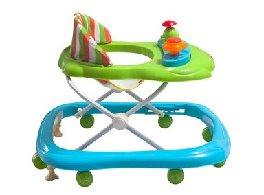 ANDADOR MOBY CON BANDEJA DE JUEGOS PLEGABLE COMPACTO VERDE - 3