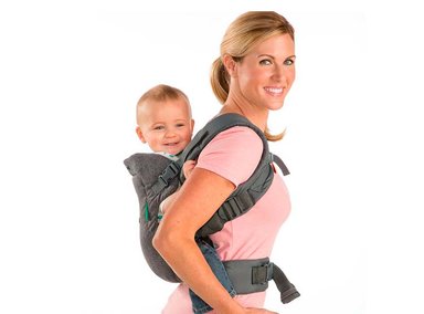 PORTA BEBÉ FLIP 4 EN 1 GRIS INFANTINO - 5