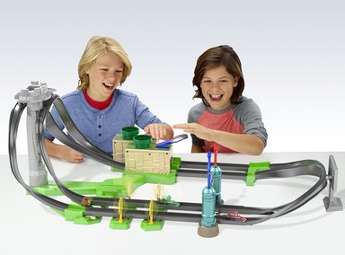 SET HOT WHEELS MARIO KART PISTA DE CIRCUITO - 4