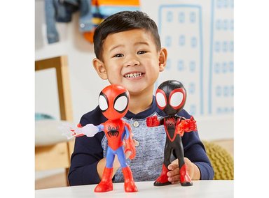 FIGURA DE ACCION SPIDEY AND FRIENDS GIGANTES - 3