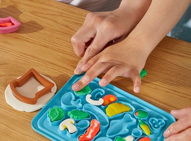 MASAS Y PLASTILINAS PLAY DOH PRIMERAS CREACIONES DEL PEQUEÑO CHEF - 7