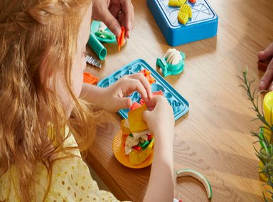 MASAS Y PLASTILINAS PLAY DOH PRIMERAS CREACIONES DEL PEQUEÑO CHEF - 9