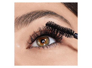 MÁSCARA DE PESTAÑAS MAYBELLINE THE FALSIES LASH LIFT A PRUEBA AGUA VERY BLACK 8.6 ML - 6