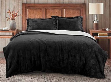 COBERTOR ILLUSIONS EMBOSSED DARK 2 PLAZAS NEGRO LISO - 1