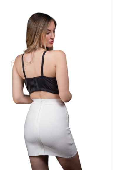 FALDA EN COLOR BLANCO ELASTICADA FEDORA - 2
