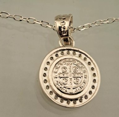 MEDALLA SAN BENITO PLATA 925 Y ORO 14K CON CIRCONES + CADENA - 4