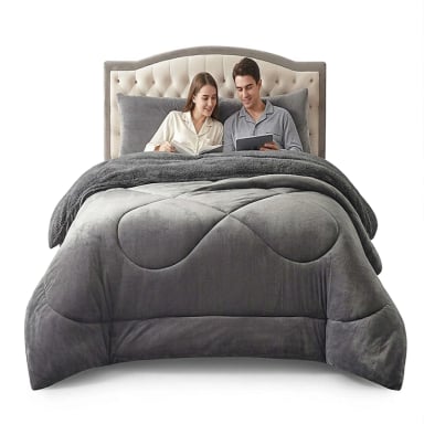 COBERTOR SHERPA PLUSH CS PLAZA Y MEDIA GRIS - 3