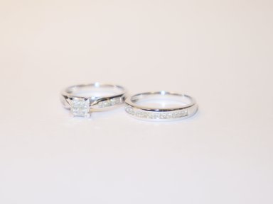 SET DE ANILLOS DE ORO BLANCO 18 K CON DIAMANTES NATURALES 75 PUNTOS - 1