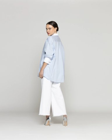CAMISA MUJER LEILA OVERSIZE CON CUELLO Y PUÑO BLANCO A RAYAS LINEATRE - 4