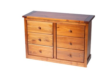 COMODA BERLIN MADERA NOGAL 6 CAJONES - 4