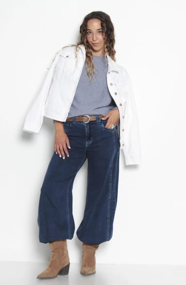 JEANS MUJER WIDE LEG TIRO ALTO COSTADILLOS PRETINA BASICA - 4