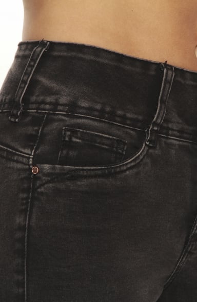 JEANS MUJER TIRO ALTO RECTO  PRETINA ALTA DOS BOTONES - 2