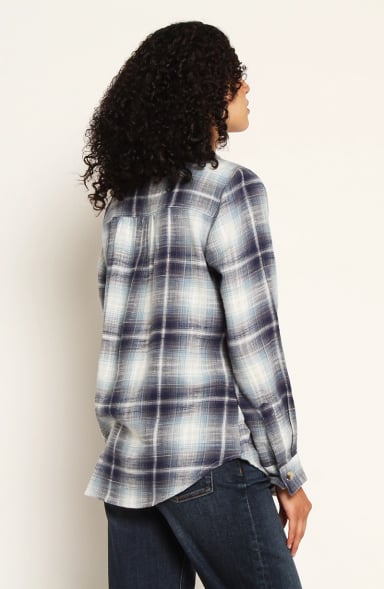 BLUSA ESCOCES MANGA LARGA ABOTONADA EN DELANTERO Y BOLSILLO - 6