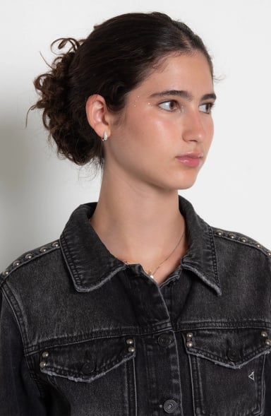 CHAQUETA DENIM MANGA LARGA CON TACHAS ABOTONADA EN DELANTERO - 2