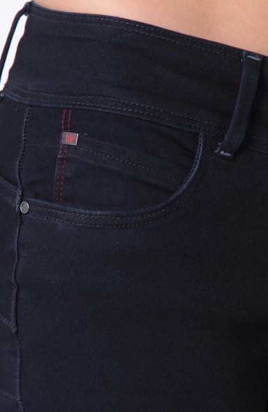 JEANS SLIM TIRO ALTO PRETINA MEDIA 2 BOTONES - 2