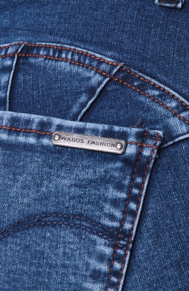 JEANS PUSH UP RECTO TIRO MEDIO PRETINA BASICA UN BOTON - 5