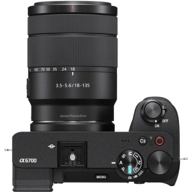 CAMARA SONY A6700 + LENTE 18-135MM - 4