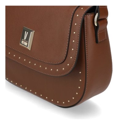 CARTERA BANDOLERA MUJER VIZZANO CAMEL CON DETALLES DE TACHAS - 6