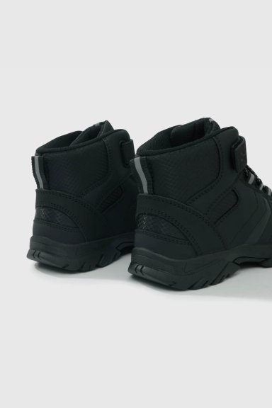 BOTIN ESCOLAR NEGRO CON VELCRO JUNIOR 2 - 5