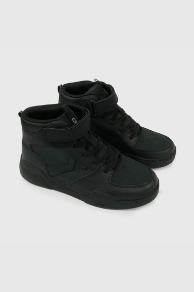 ZAPATILLA ESCOLAR NEGRA CAÑA ALTA UNISEX - 1