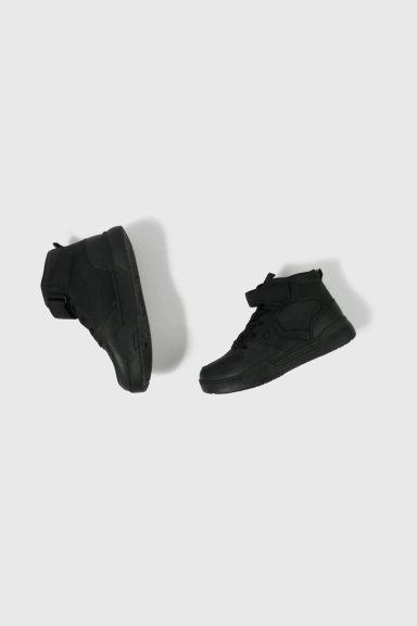 ZAPATILLA ESCOLAR NEGRA CAÑA ALTA UNISEX - 4
