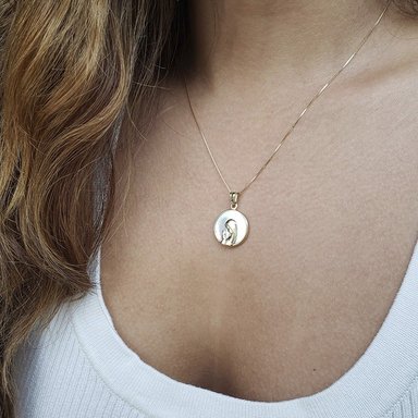 CONJUNTO VIRGEN NIÑA 17MM ORO 18K CON NACAR - 3