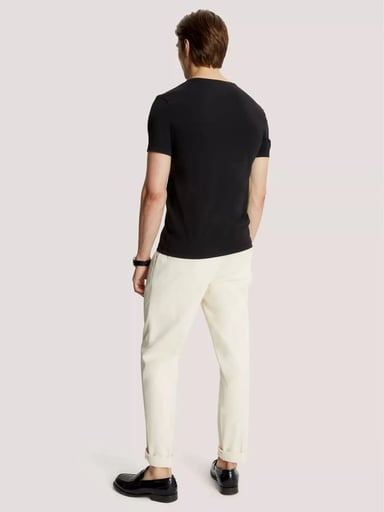 POLERA ESSENTIAL V-NECK SLIM FIT - 3