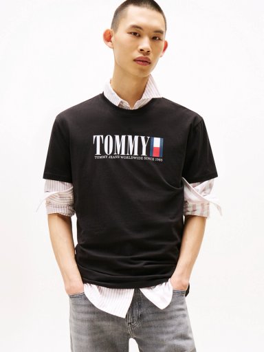 POLERA C-NECK CON LOGO REGULAR FIT - 1