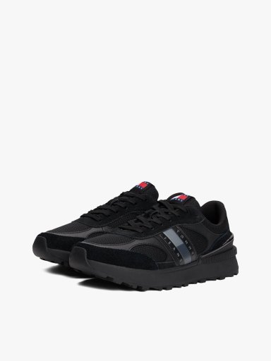 ZAPATILLAS CON SUELA DENTADA - 1