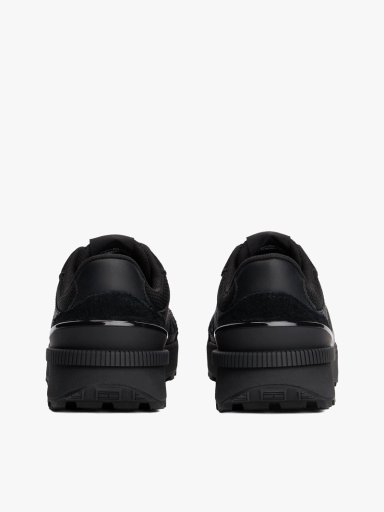 ZAPATILLAS CON SUELA DENTADA - 8