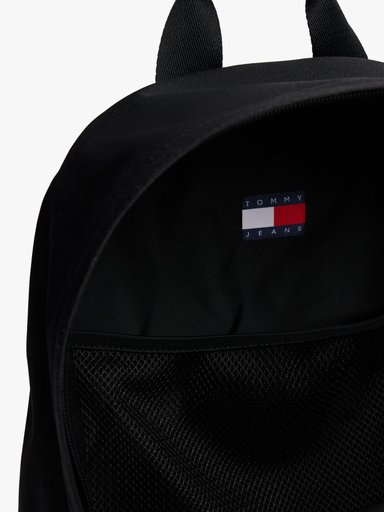 MOCHILA ESSENTIAL CON LOGO - 4