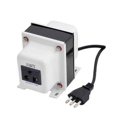 AUTO-TRANSFORMADOR DE VOLTAJE 220V A 110V MACROTEL 300W - 1