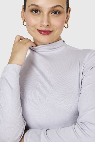 POLERA CUELLO ALTO GRIS NICOPOLY - 6