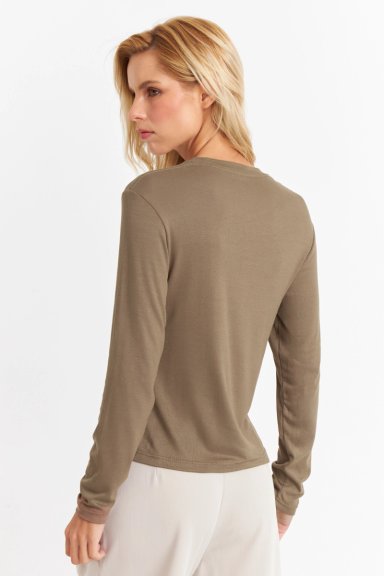 POLERA CUELLO REDONDO CAFE  NICOPOLY - 4