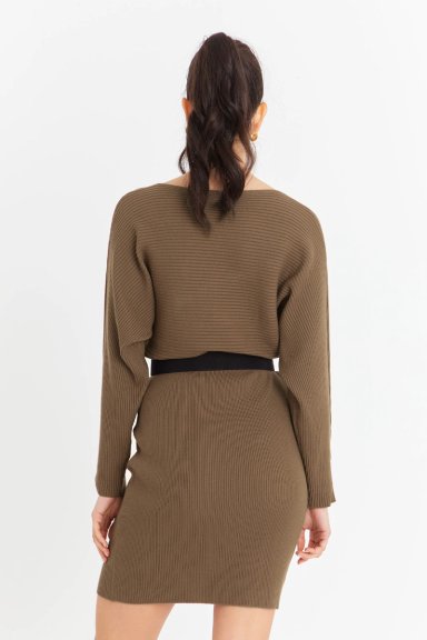 VESTIDO ACANALADO CAFE  CON CINTURON NICOPOLY - 5