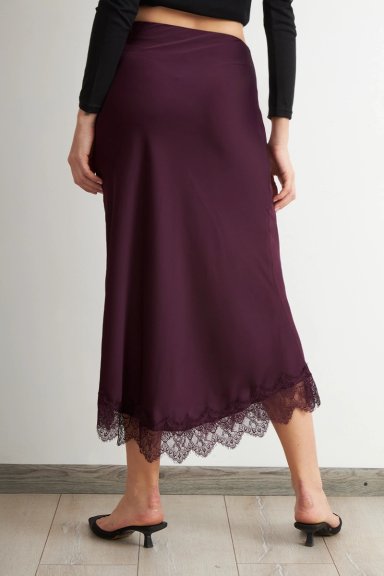 FALDA SATIN ENCAJE EN RUEDO BURDEO NICOPOLY - 4
