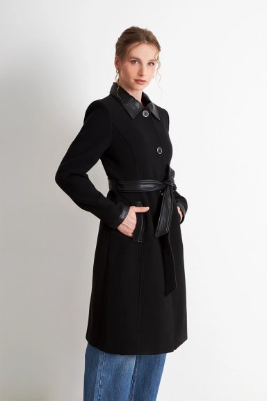 ABRIGO CUELLO CAMISERO NEGRO NICOPOLY - 3