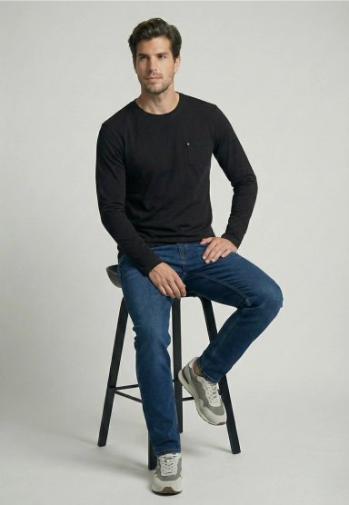 POLERA BOSTON BLACK - 5