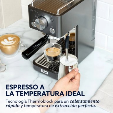 CAFETERA ESPRESSO OSTER PERFECT BREW 15 BARES 58 MM COMPACTA - 7