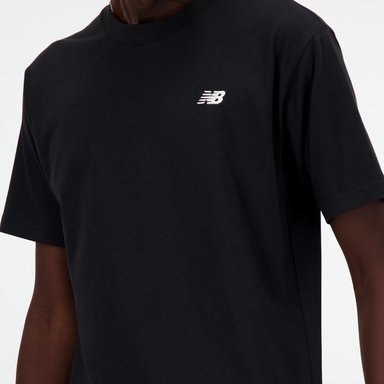 POLERA LIFESTYLE HOMBRE NEW BALANCE SPORT ESSENTIALS NEGRO - 4