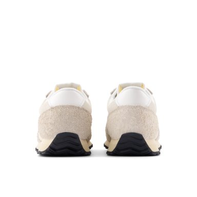 ZAPATILLAS URBANAS UNISEX NEW BALANCE 471 BEIGE - 5