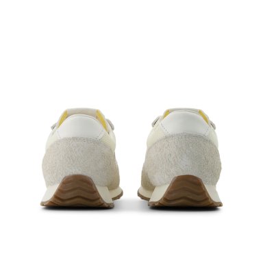 ZAPATILLAS URBANAS UNISEX NEW BALANCE 471 BEIGE/GRIS - 6