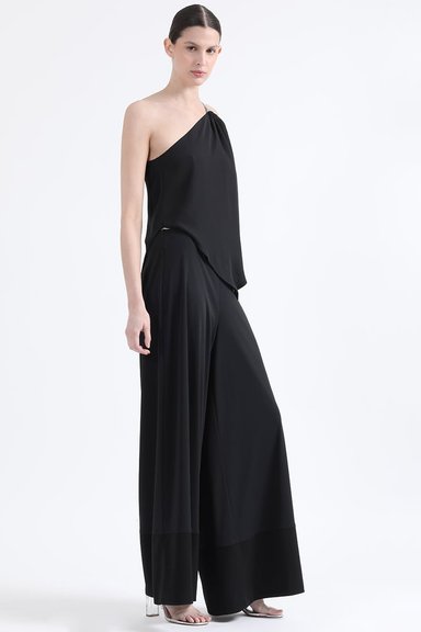 TOP ASIMETRICO, GASA DOBLE, APLICACION STRASS, NEGRO LIOLA - 2