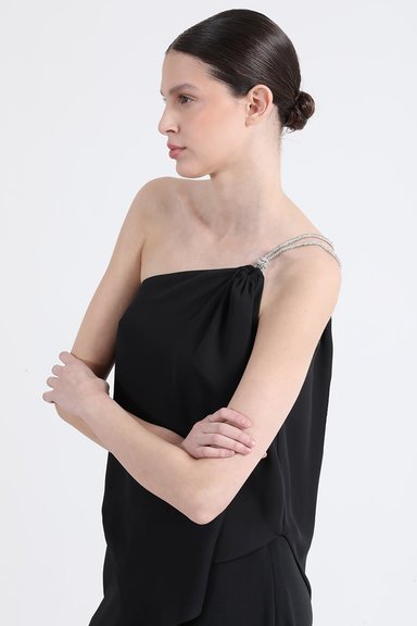 TOP ASIMETRICO, GASA DOBLE, APLICACION STRASS, NEGRO LIOLA - 3
