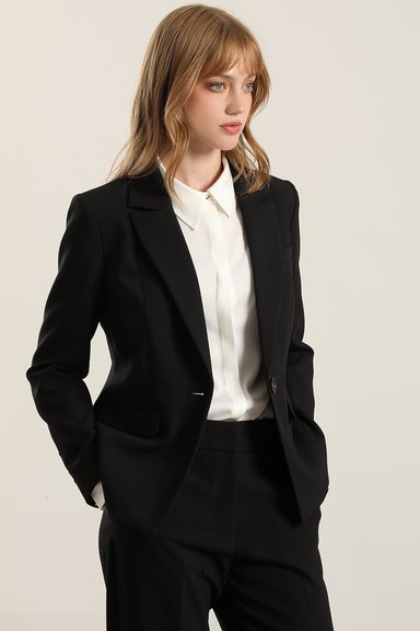 BLAZER BASICO ENTALLADO, NEGRO LIOLA - 2