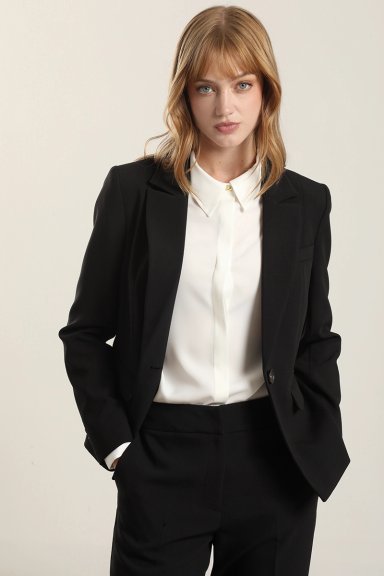BLAZER BASICO ENTALLADO, NEGRO LIOLA - 3