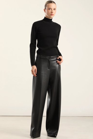 PANTALON ANCHO, TIRO ALTO, EFECTO CUERO, NEGRO LIOLA - 5