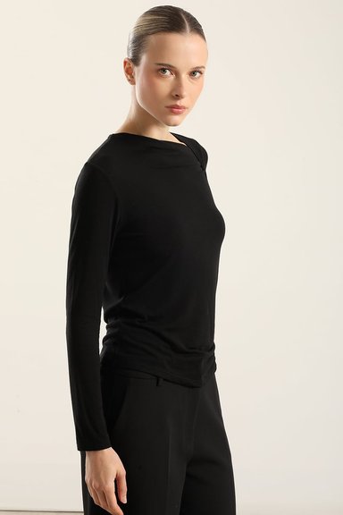 TOP ESCOTE ASIMETRICO, NEGRO LIOLA - 3