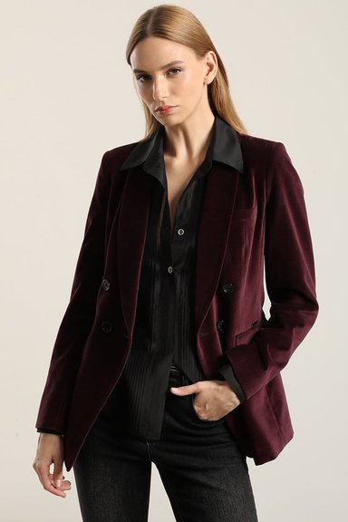 BLAZER ENTALLADO, CUELLO SMOKING, TERCIOPELO CIRUELA LIOLA - 1