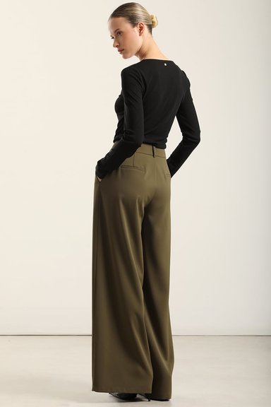 PANTALON ANCHO CON PINZA, MILITAR LIOLA - 4